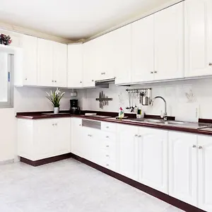 https://casa-julia-2.tenerifehoteles.net
